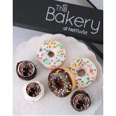 Personalised Confetti Cupcakes And Doughnuts (6)
