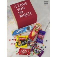 Personalised Love You Gourmet Box