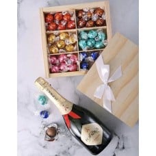 Lindt And Ferrero Chocolate Treasure Box (Standard)