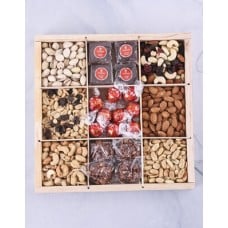Ultimate Nuts About Chocolate Snack Crate (Standard)