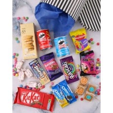 Round Basket of Sweet Treats (Standard)