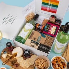 Cheese & Wine Hamper - Bremerton Plains Sauv Blanc-Verdelho