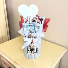 Bouquet,of,Kinder,Chocolates