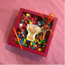 Sweet,gift,for,husband.,Nuts,and,dragees