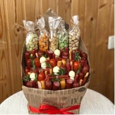 Bouquet,of,kolbas,with,snakes