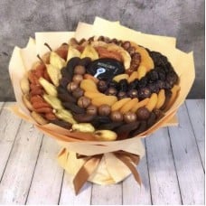 Bouquet,of,dried,fruit,mix