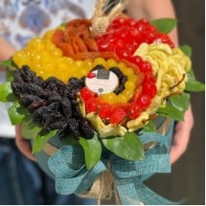 Men's,bouquet,of,dried,fruits