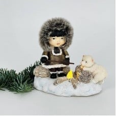 New,Year's,souvenir,Eskimos,in,Kostra,s,Medvezhonkom