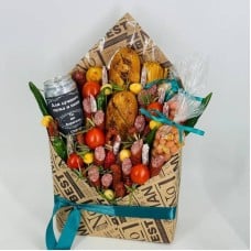 A,gift,for,my,beloved,father,and,husband.,A,bouquet,of,sausages,with,cheese,and,beer.
