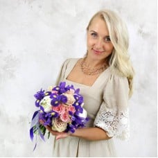 Bouquet,of,peonies,,roses,and,irises