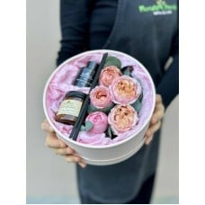 Gift,set,of,scents,for,Home,with,peony,rose,Juliet