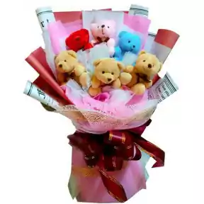 6 Pieces Teddy Bear in a Bouquet