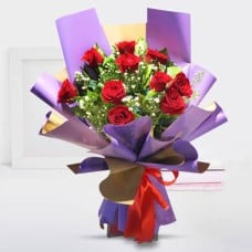 10pcs Red Roses in Bouquet