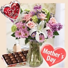 Mom's Favorite Bouquet (Mixed Flowers Basquet + Chocolate Box + Balloon)