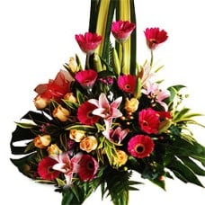 Fresh flowers basket arrangement of mixed flowers-3