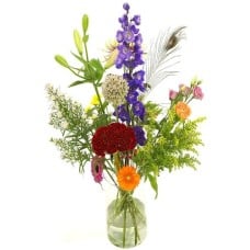 Colorful flowers incl. milk can vase (Multicolored flowers medium include milk can vase)
