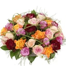 Mixed rose floral arrangement from 30 cm (Biedermeier flower arrangement medium mixed rose)
