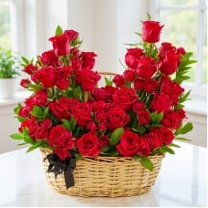Red Roses Basket (Classic)