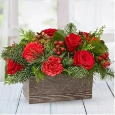 Roses & Carnation In Box (Classic)