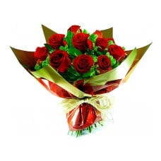 12 Red Roses Classic Roses Classic