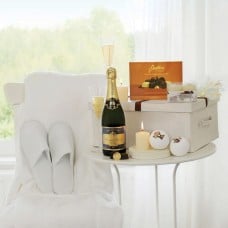 Luxury Pamper Hamper with Champagne