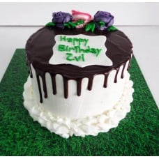 Chocolate Drip Cake (Eight inch)