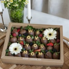 Mom Customized Strawberry