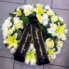 Wreath with white flowers: Calla and Roses-2