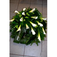 Wreath with white Callas and green Chrysantemums