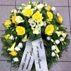 Wreath: Yellow roses, White Callas and Lisianthus