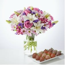 Lavender Fields Bouquet and Berry Bundle (Standard Bouquet with Berries)