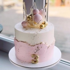 Eleganza Pink And Gold Cake With Crown (1 KG)