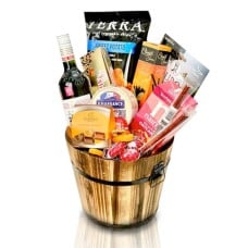 Round Wooden Deli Hamper (HALAL)