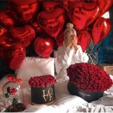 Romantic Red Decoration