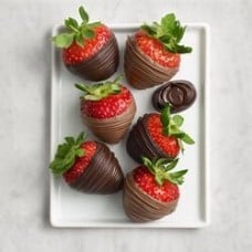 Tantalizing Drizzled GODIVA Dipped Strawberries (6 Chocolate Strawberries)