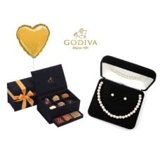GODIVA Royal Velvet Box & Freshwater Pearls Set (Mini (6pcs of Pralines and 12pcs of Carres))