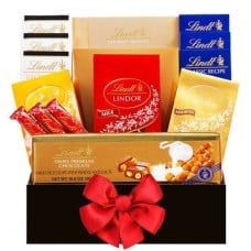 Large Deluxe Lindt Gift Hamper