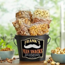 Personalized Nuts and Crackers Gift Hamper