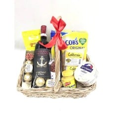 French Cabernet Deli Cheese Basket