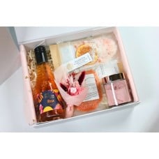 Pink Pamper Gift Box