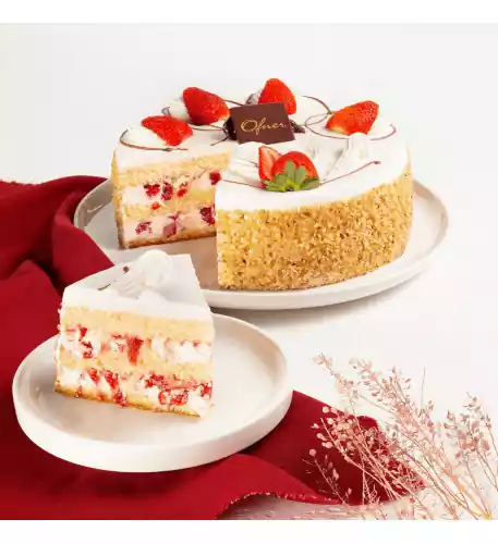 STRAWBERRY CAKE 2 KG STRAWBERRY CAKE 2 KG