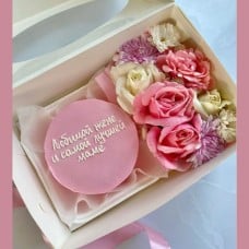 Beautiful Bento Cake & Rose Hamper