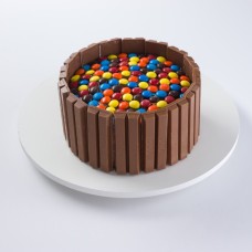 Kit-Kat Cake With M&amp;M (1.8 Kg)
