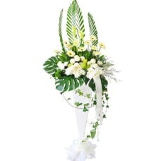 Innocence - Condolence Flower Funeral Wreath