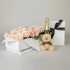 Deluxe Everlasting Roses in Pink