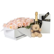 Deluxe Everlasting Roses in Pink