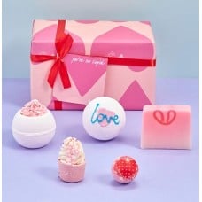 You're So Cupid Bath Bomb Gift Set