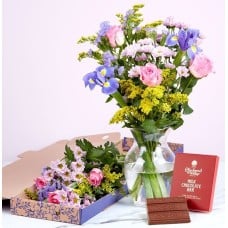 The Shades of Pink Letterbox with Luxury Chocolate Bar