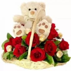 12 Roses, Teddy and 8 Chocolates