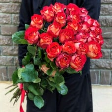 25 Ecuadorian Iguaza roses 80-90 cm (Usual)